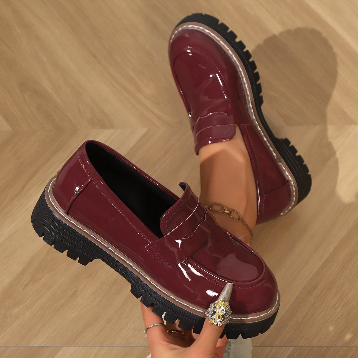 Mocassins style britannique à semelle épaisse et plateforme – Bordeaux