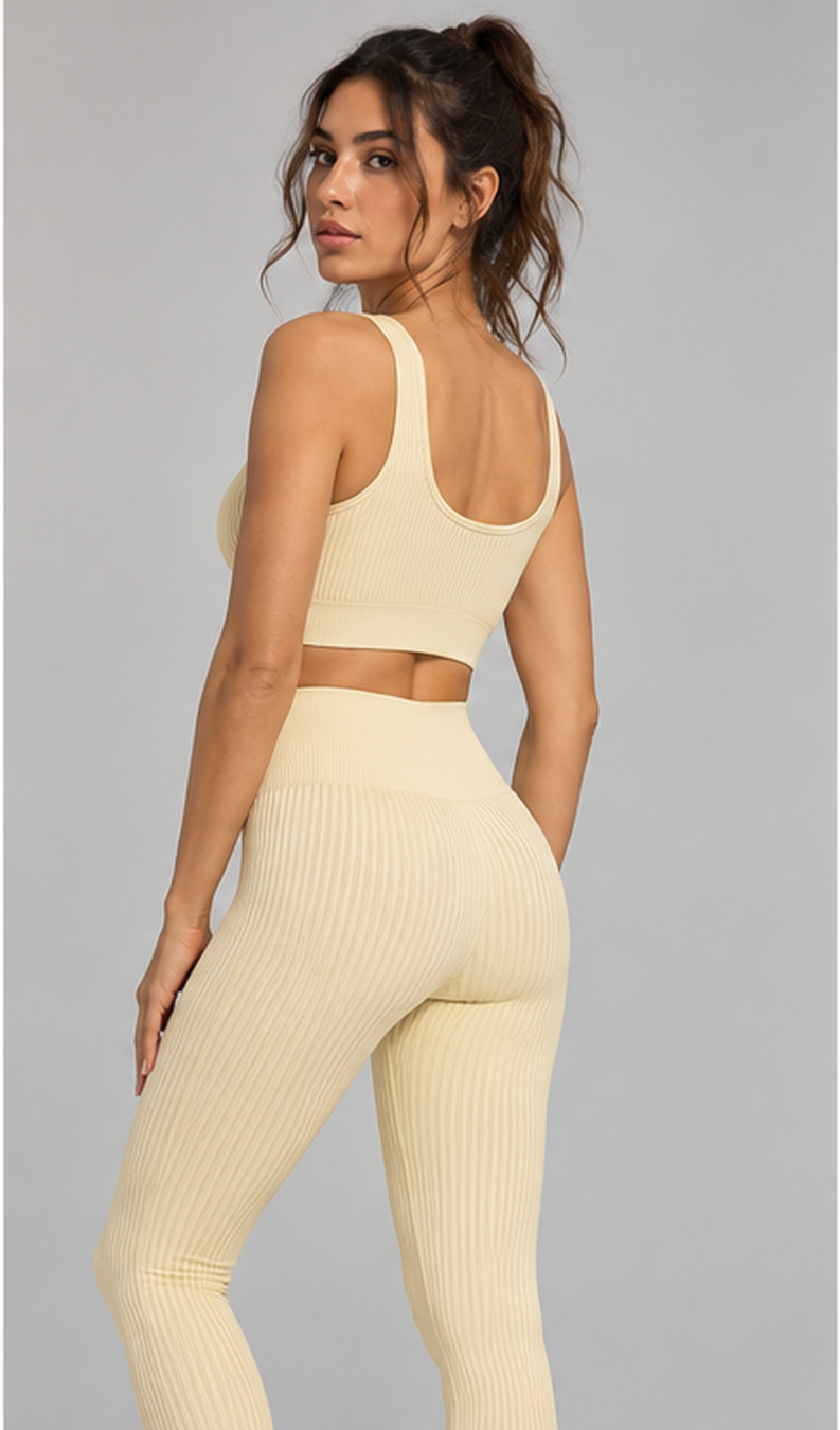 Bloodnew – Ensemble yoga sans coutures 2 pièces – Beige – modèle – close