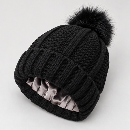 Bloodnew – Bonnet en maille à pompon – Noir – detail