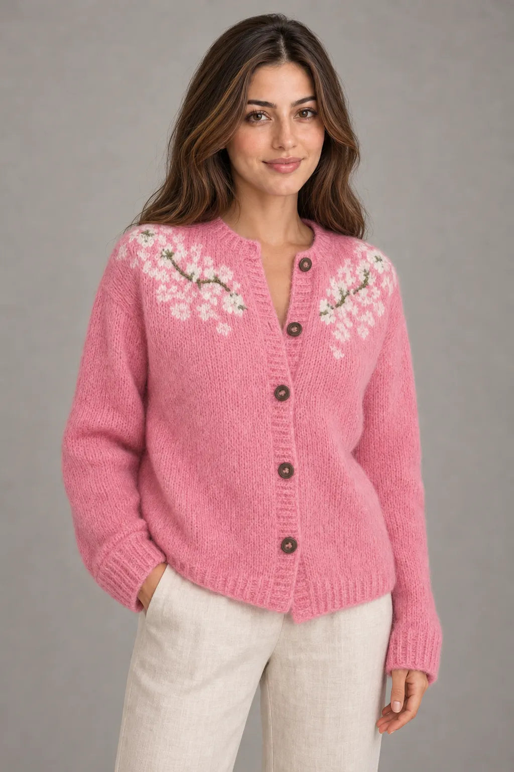 Bloodnew – Cardigan Jacquard Nordique Boutonné Col Rond – Motif 6 – porté de près