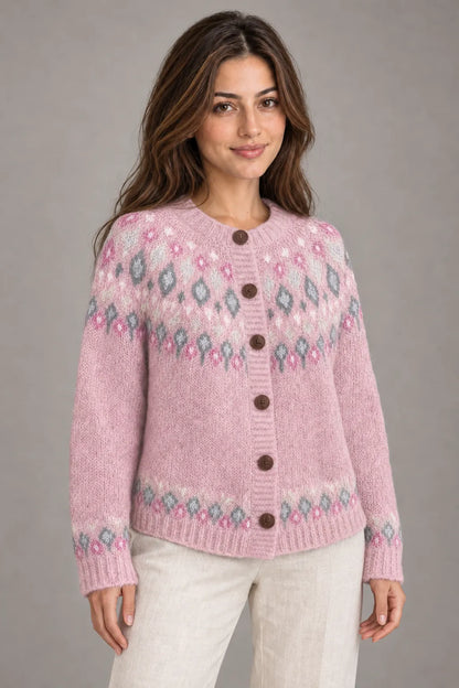 Bloodnew – Cardigan Jacquard Nordique Boutonné Col Rond – Motif 9 – porté de près