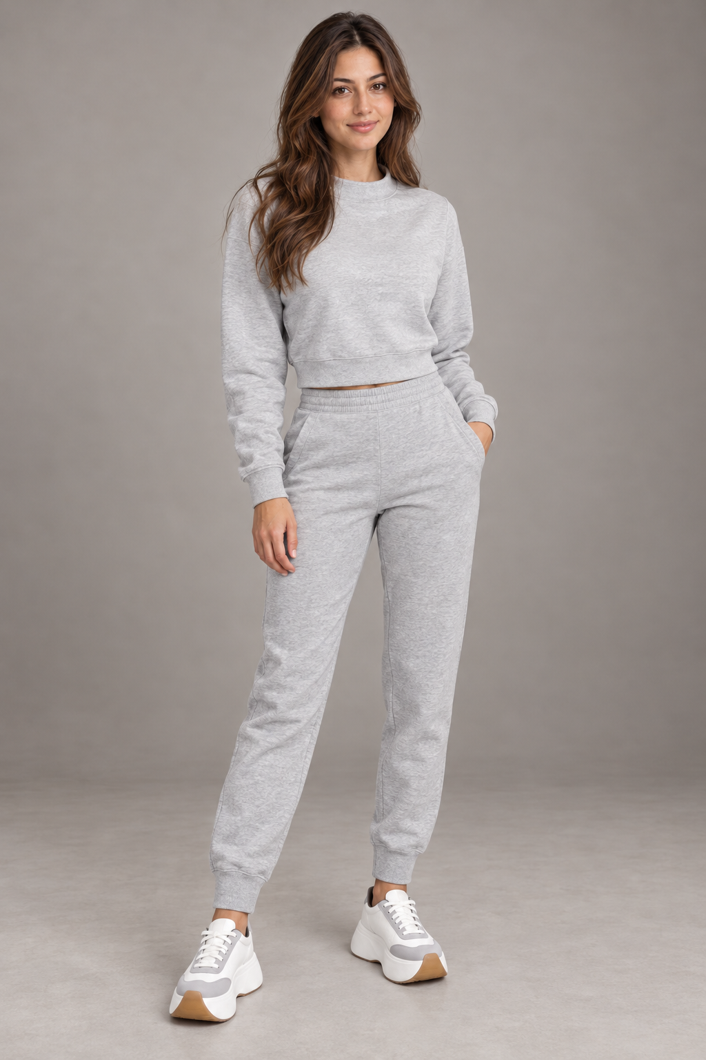 Bloodnew – Ensemble sport col montant – Haut court et pantalon slim à poches – Gris clair – full