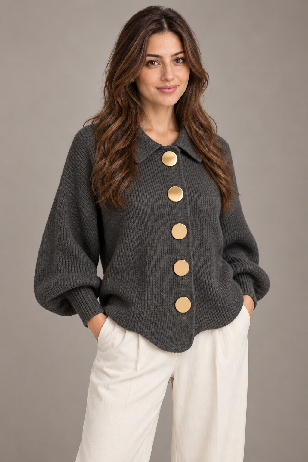 Bloodnew – Cardigan boutonné en maille à col revers – Gris foncé – close