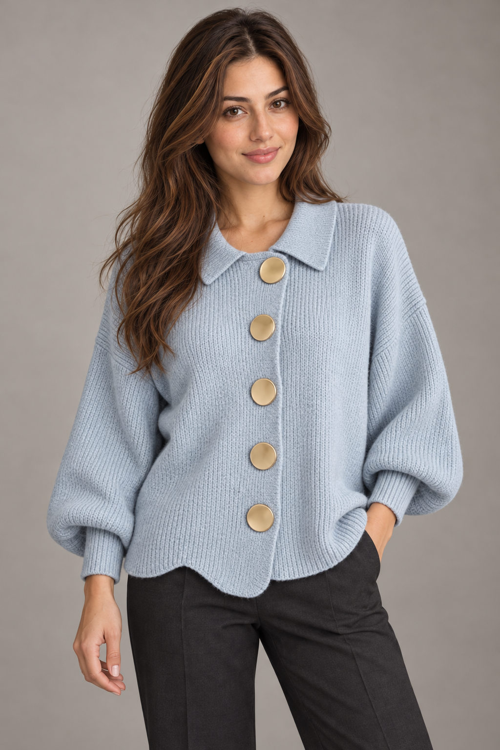 Bloodnew – Cardigan boutonné en maille à col revers – Bleu ciel – close